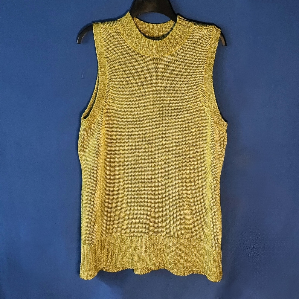 Chico's Sleeveless Sweater Tank